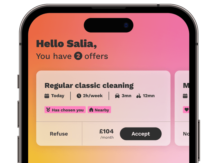 A smartphone screen showing a job offer on the Wecasa app.
