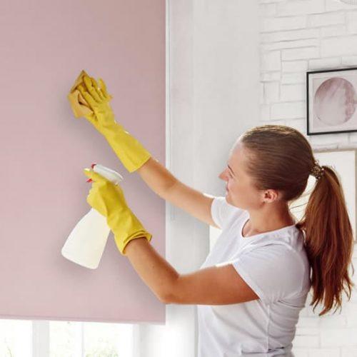 How to Clean Roller Blinds (Quick and easy): Step-by-Step