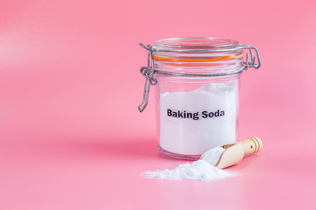 Baking soda for removing stains