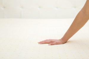 how to clean a memory foam mattress