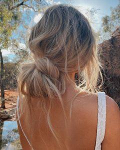 messy bun summer hairstyle