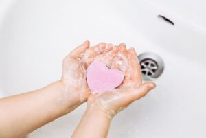 removing hair dye from nails