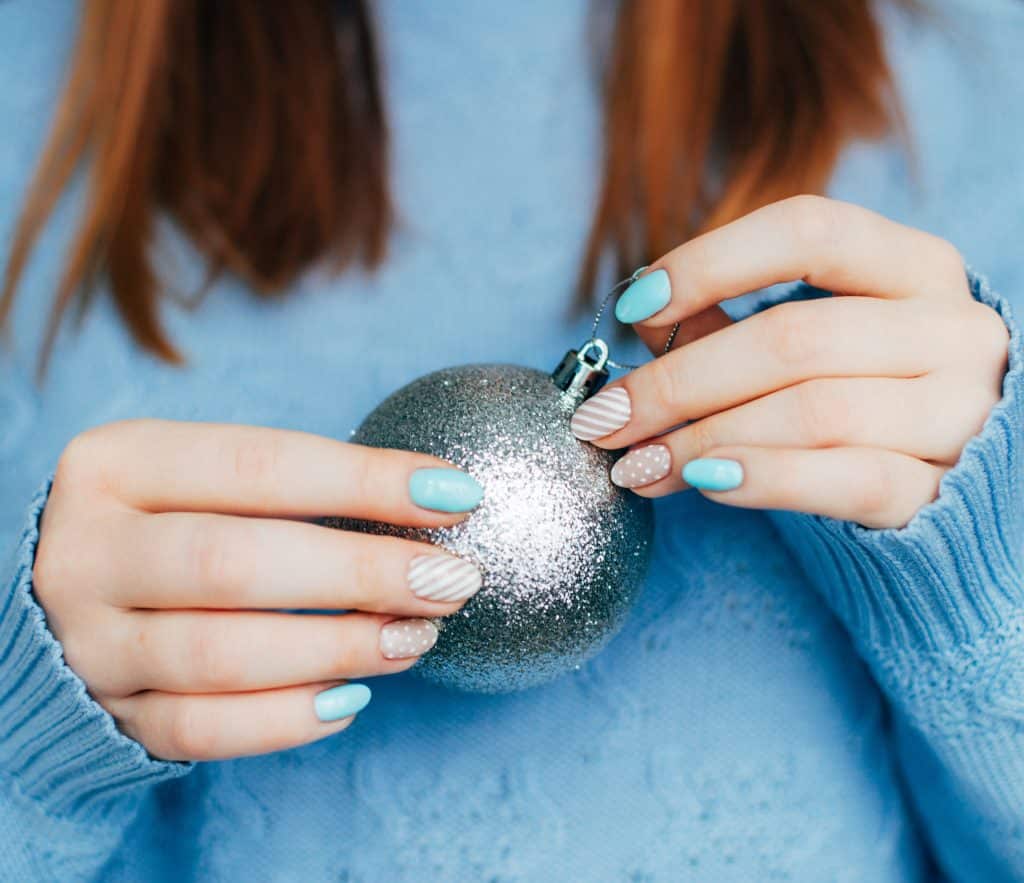 blue nails design - Best nail art ideas for Christmas 2022