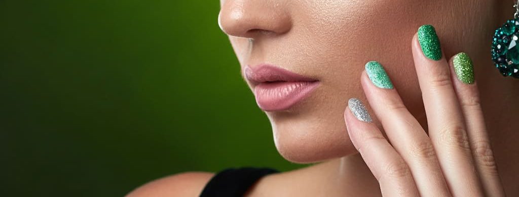 Mix n Match Green Nails