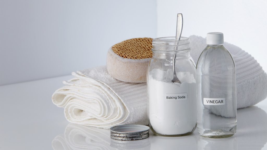 How to Clean a Composite Sink StepbyStep Guide Wecasa