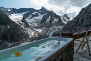 outdoor ice bath