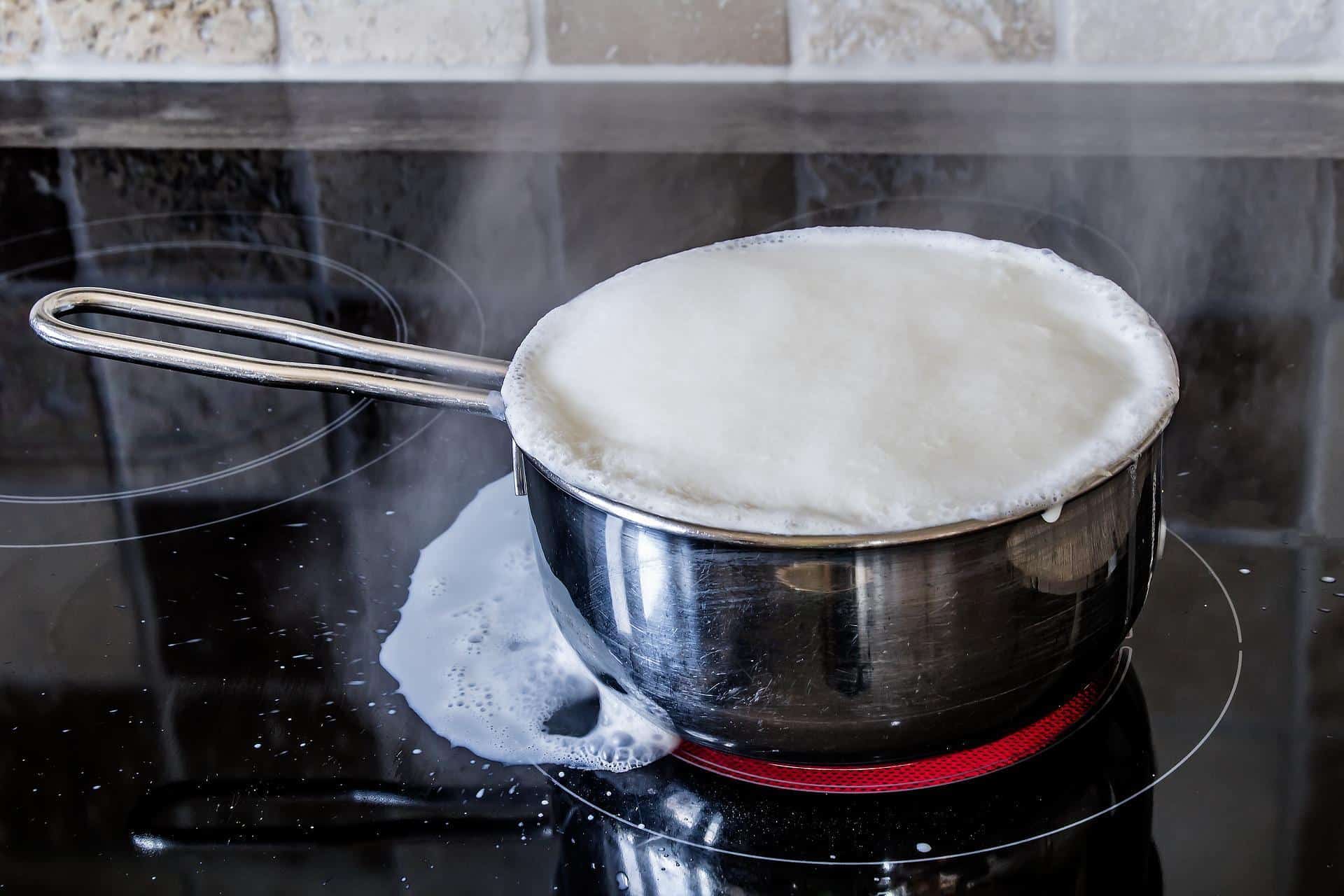 how to clean ceramic hob